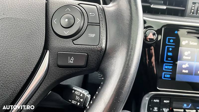 Toyota Auris 1.8 VVT-i Hybrid Automatik Touring Sports Life Plus - 22
