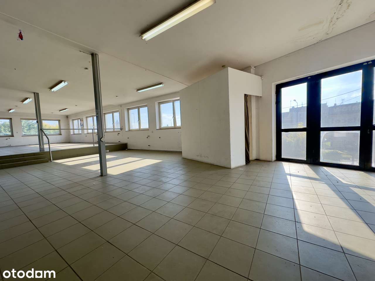 Lokal użytkowy 589 m² | Luboń, ul. Dworcowa | 980 000 zł-9