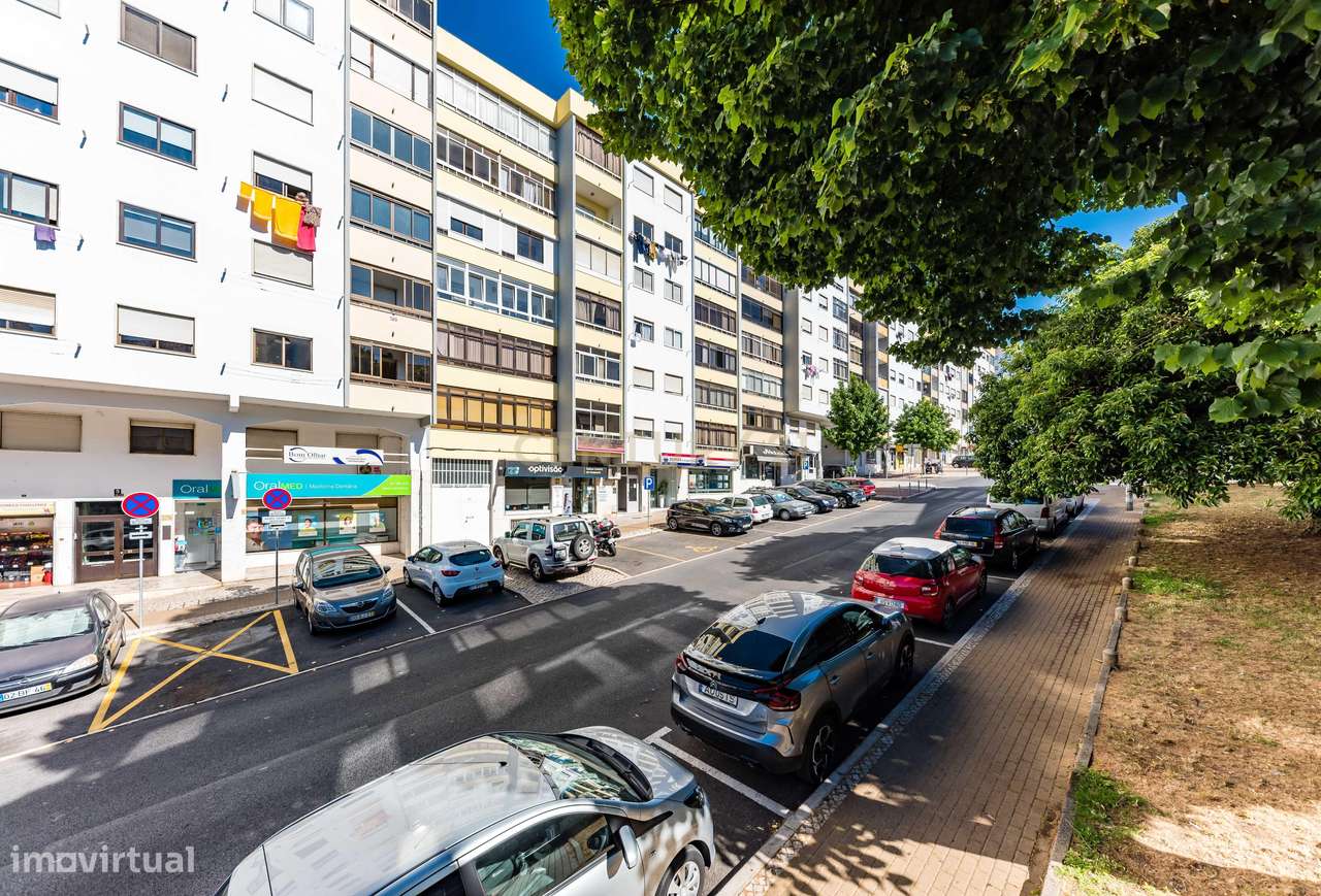 Apartamento T2 Massamá -  em remodelação - Grande imagem: 4/25