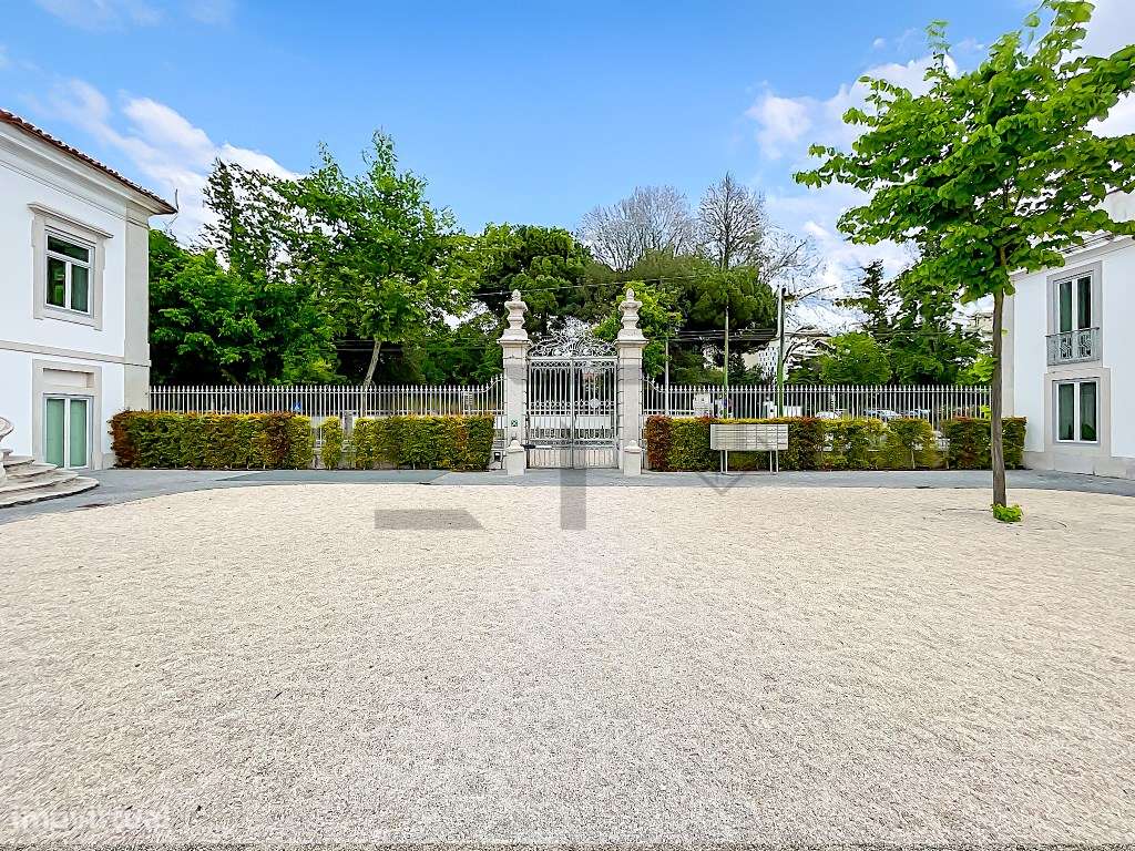 Apartamento T3+1 com Jardim Privado no Palácio Vila Garcia para Ven...-50