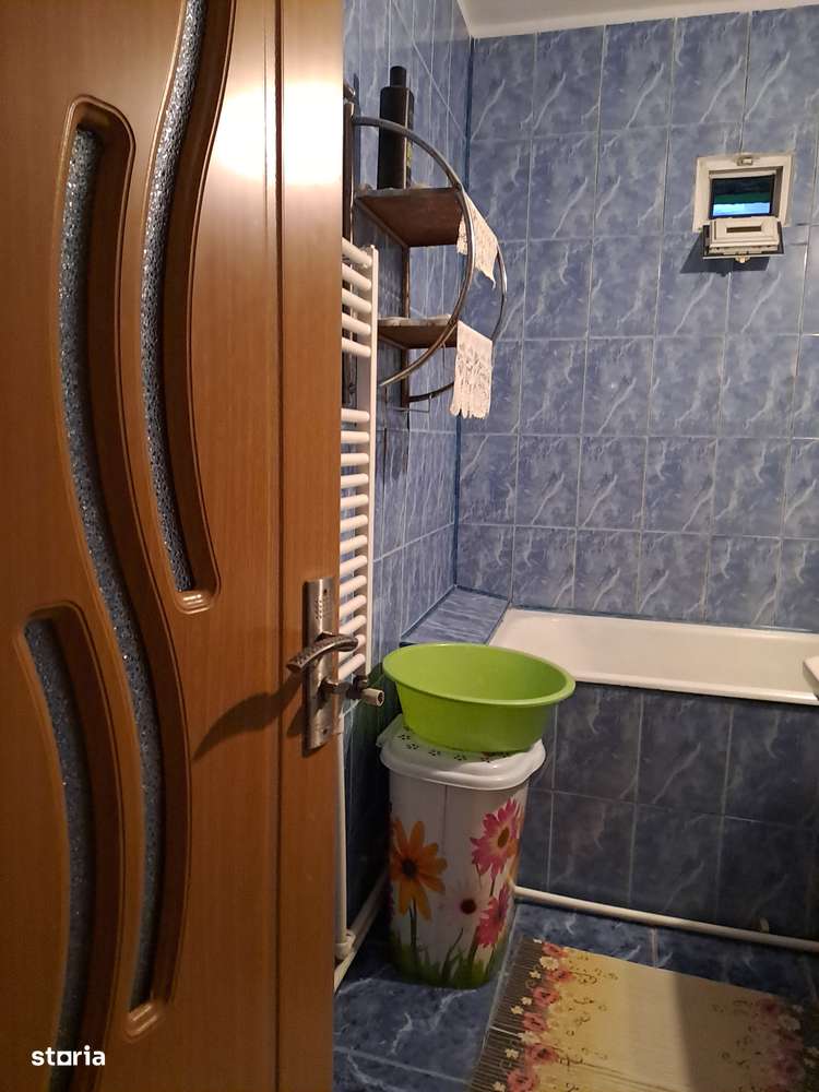 Vând apartament cu 2 camere ,etaj 2,zona centru,mobilat-11