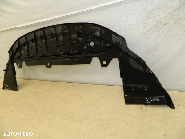 Scut radiatoare  /  Spoiler bara fata, Volvo S80  /  V70,  2014, 2015, 2016,, 31353600 - 9