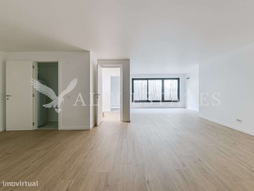 Moradia moderna T3+1 recém-construída em Murches-40