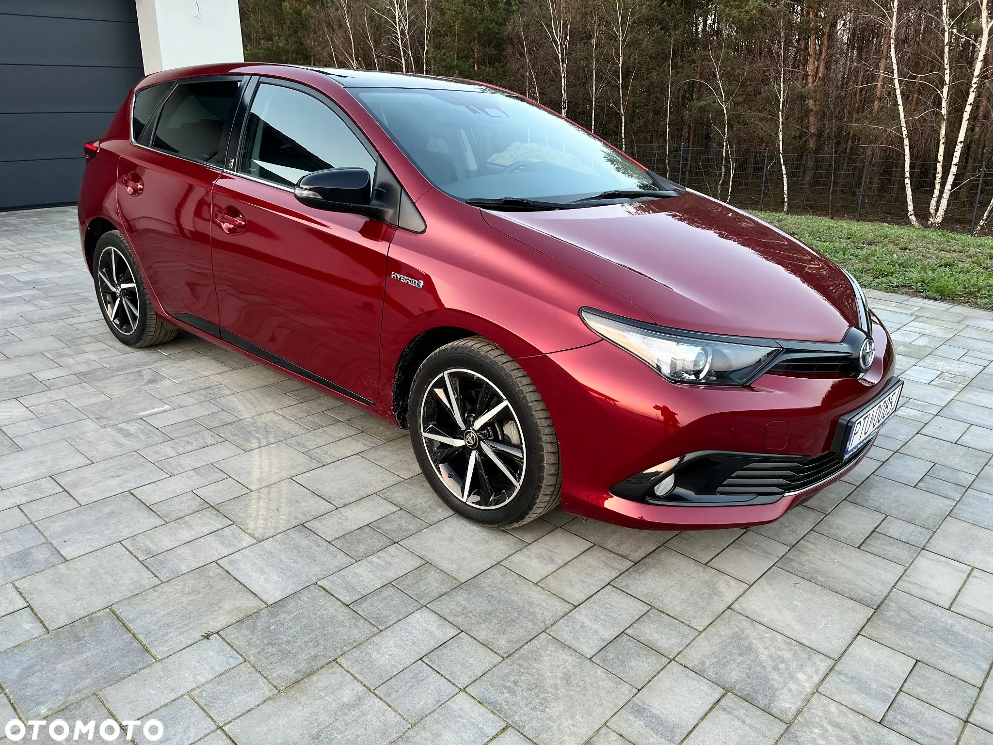 Toyota Auris 1.8 VVT-i Hybrid Automatik Team Deutschland - 1