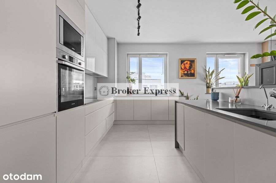 Ekskluzywne mieszkanie z tarasem!-5