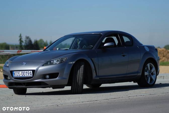 Mazda RX-8 Revolution - 3