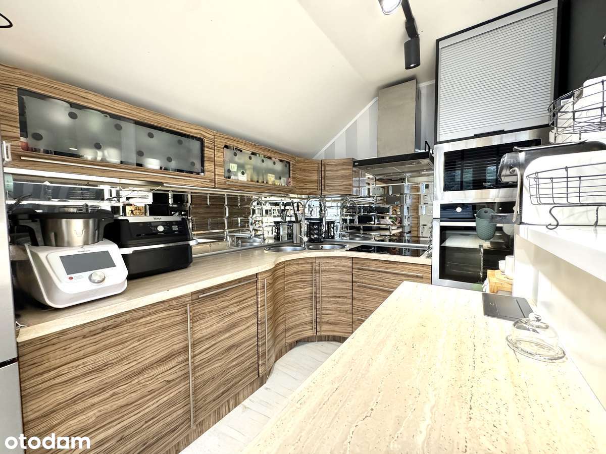 Dom z dwoma niezależnymi mieszkaniami | Polkowice Dolne-3