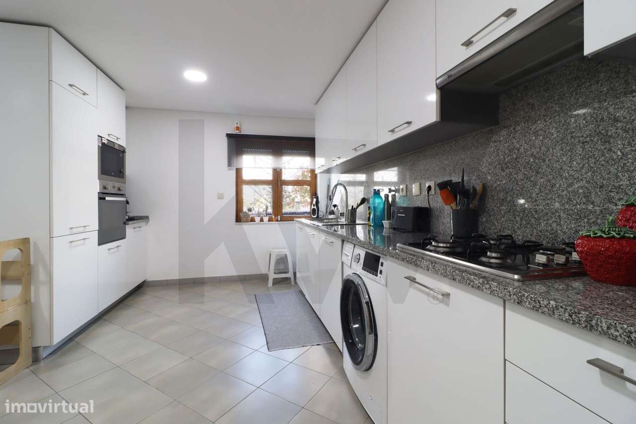 Fantástico Apartamento T2 com Garagem e Terraço Privativo - Grande imagem: 5/34