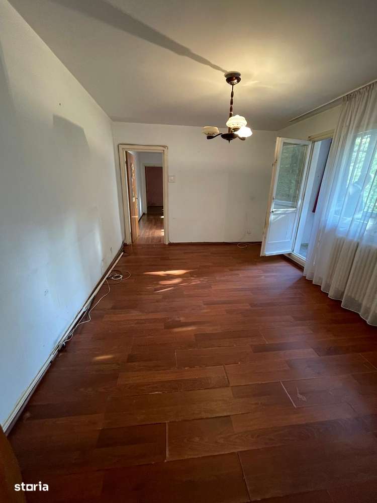 Vanzare apartament 3 camere Militari Gorjului Sector 6-3