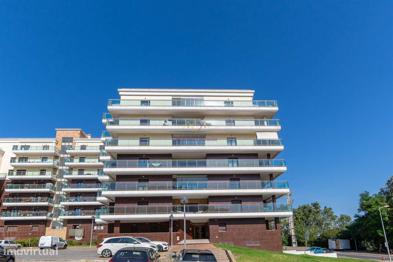 T3 único na Urbanização Terraços da Ponte - vista frontal de rio - Grande imagem: 3/38