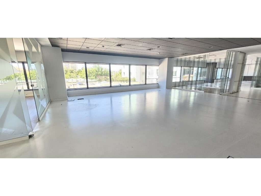 Escritório com 266m2 - Edifício Bolsa, Lisboa - Grande imagem: 2/11