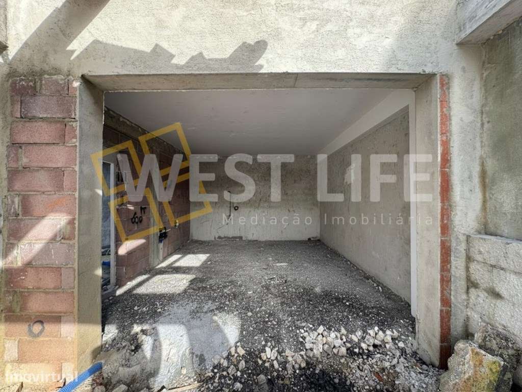 Moradia T3 com três magnificas suítes - NOVA-9