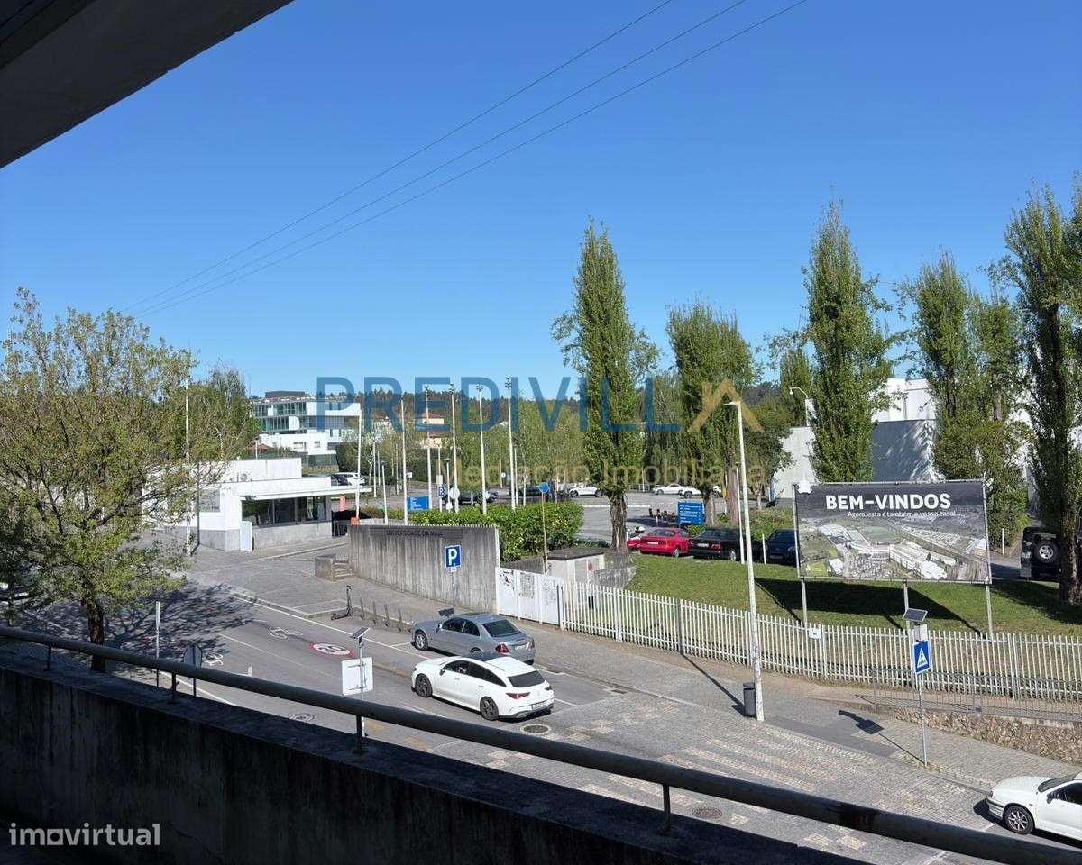 Loja T0 Venda em Castêlo da Maia,Maia-5
