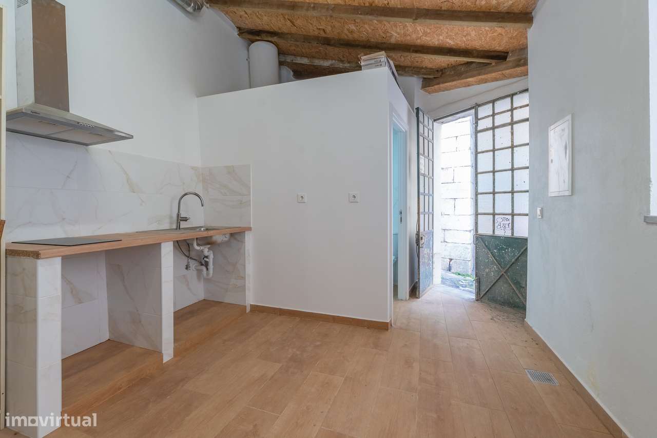 Loft com enorme potencial de transformação-10