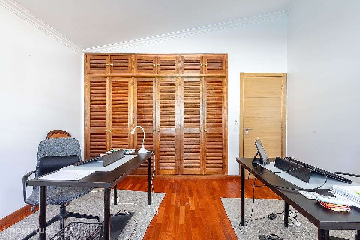 Moradia T5 para venda - Grande imagem: 3/45