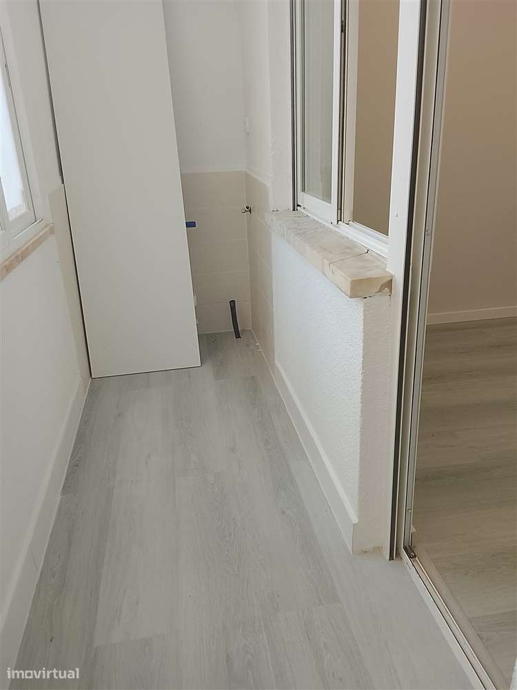 Apartamento T1 Venda em Venteira,Amadora-7