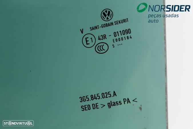 Vidro porta tras esquerda Volkswagen Passat Sedan|15-19 - 3