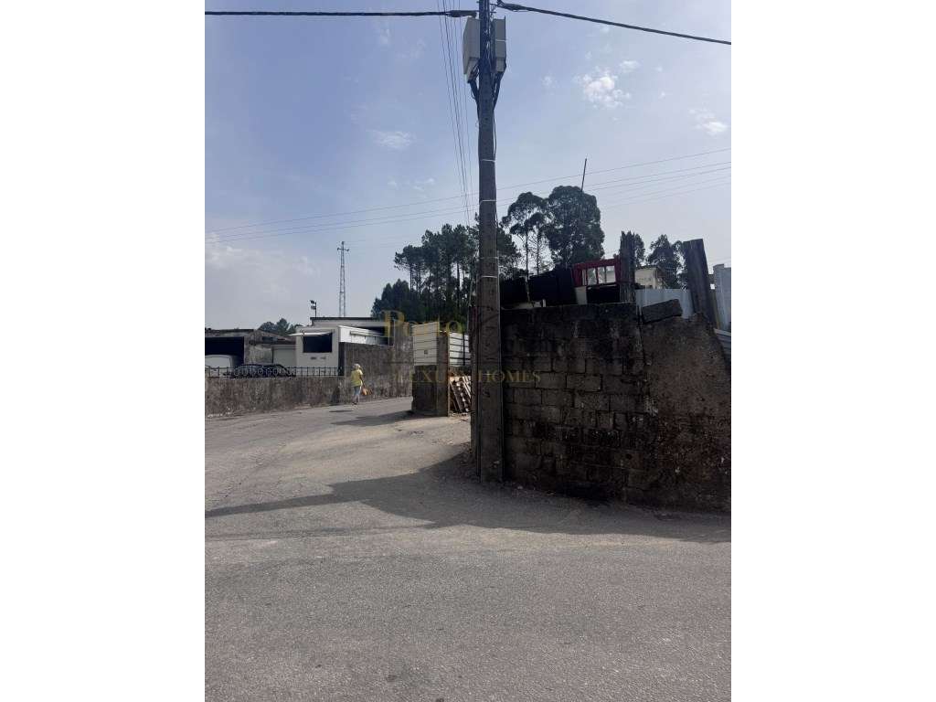 Terreno Urbanizável com 1.000 m² em Alfena Excelente Localização e ...-14