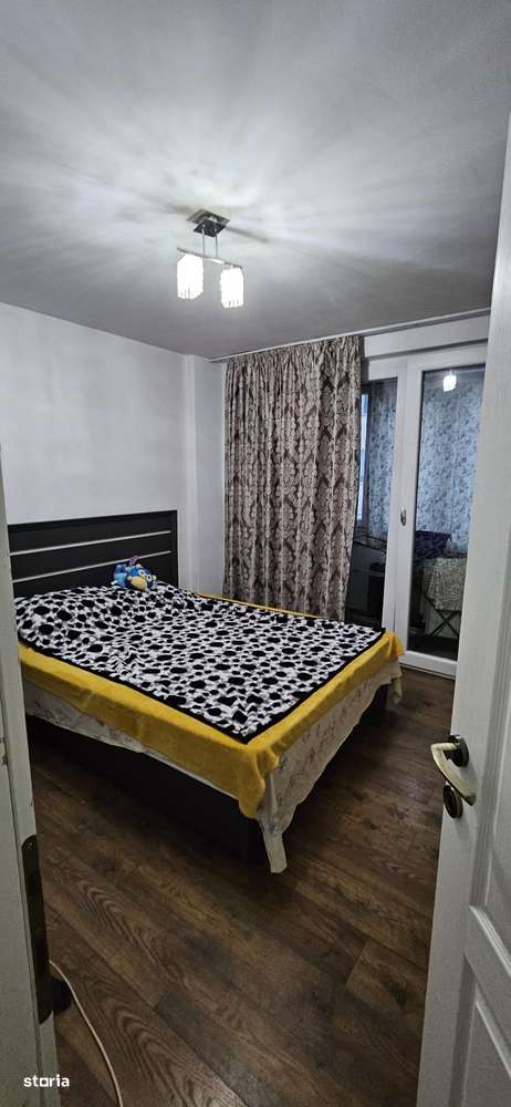 Vand apartament cu 2 camere zona centrala - Imagine principală: 1/1