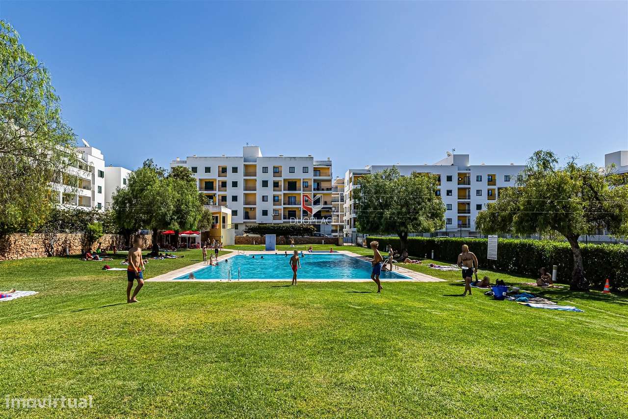Apartamento T2 Venda em Armação de Pêra,Silves-22