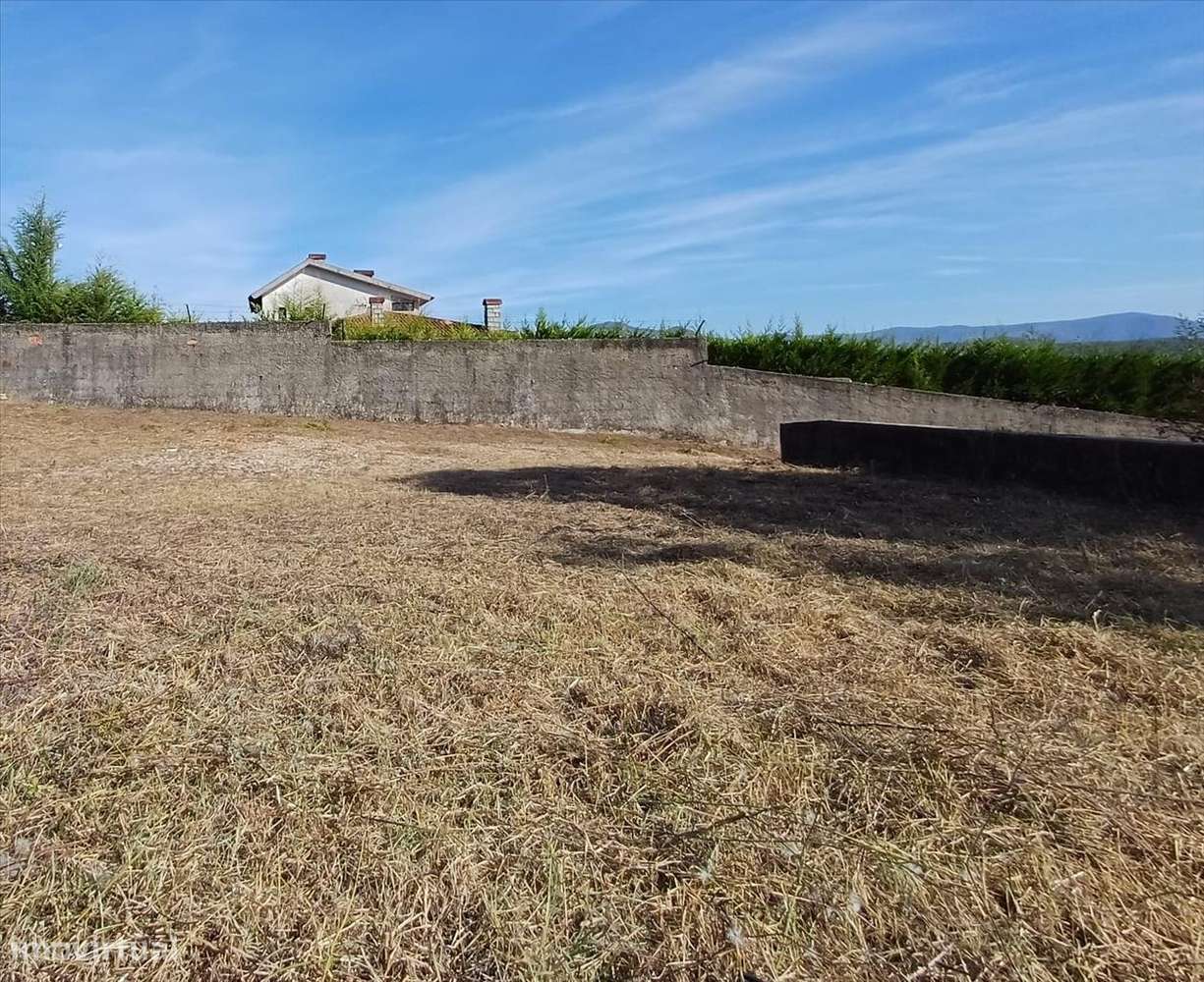 Moradia T6 para Venda-26