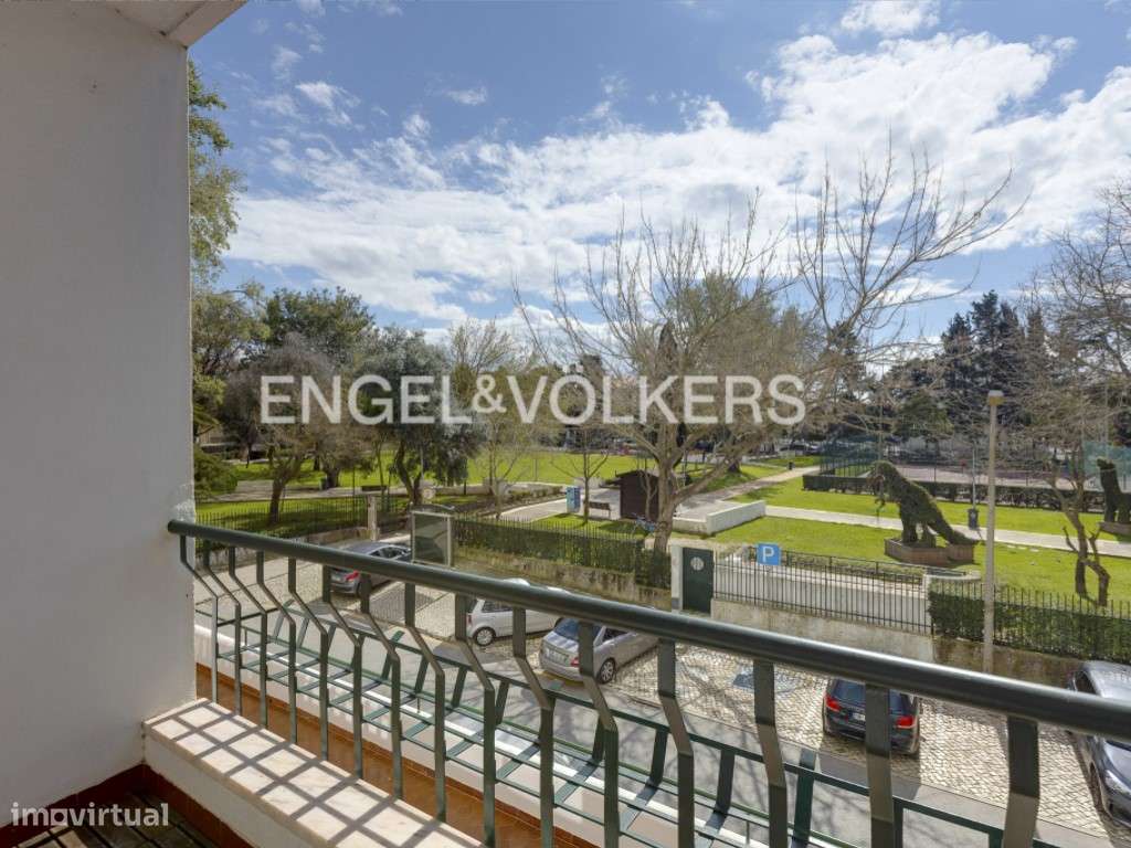 T3 Remodelado em Carcavelos - Grande imagem: 4/24