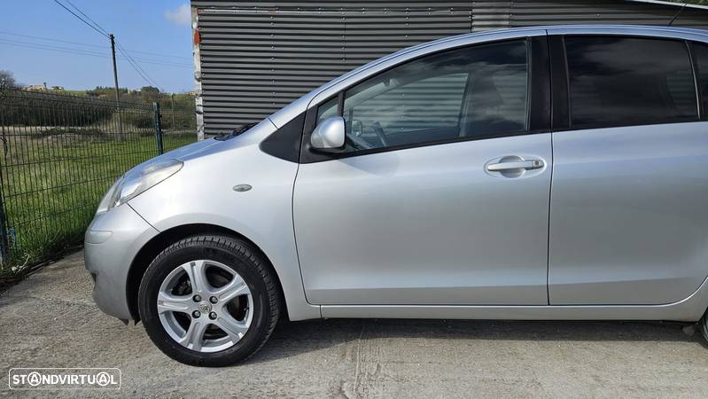 Toyota Yaris 1.0 VVT-i Sol+AC - 14