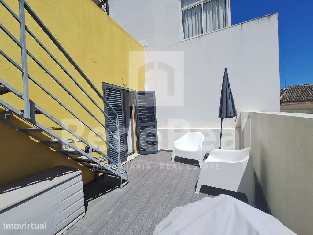 Moradia T4 com Vista Deslumbrante na Zona Histórica de Faro-52