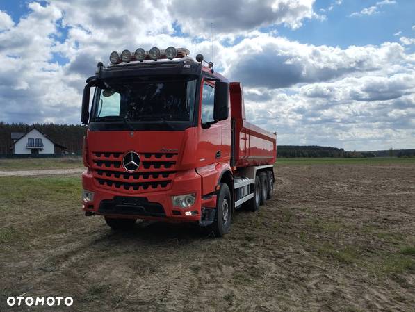 Mercedes-Benz Arocs - 2