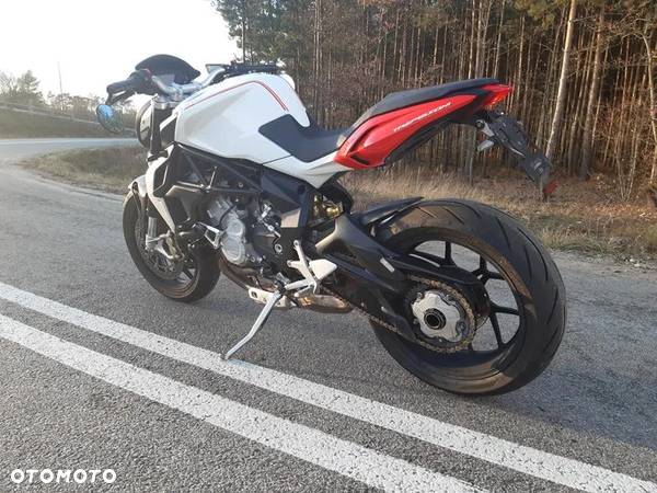 MV AGUSTA Brutale - 2