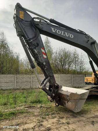 Volvo EC 240 - 9