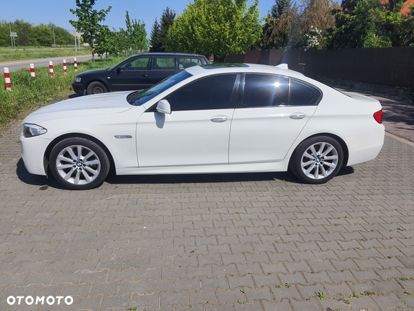 BMW Seria 5 528i Sport-Aut - 6