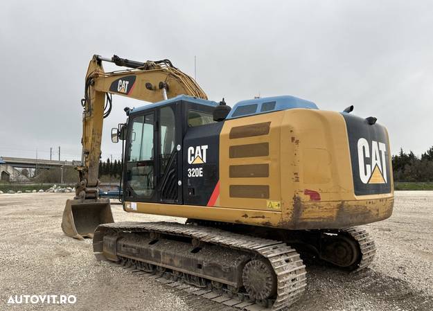 Caterpillar 320E Excavator - 3