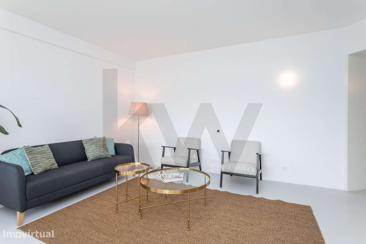 Apartamento T3 Renovado no Condomínio Torres de Lisboa | Laranjeiras S - Grande imagem: 5/53