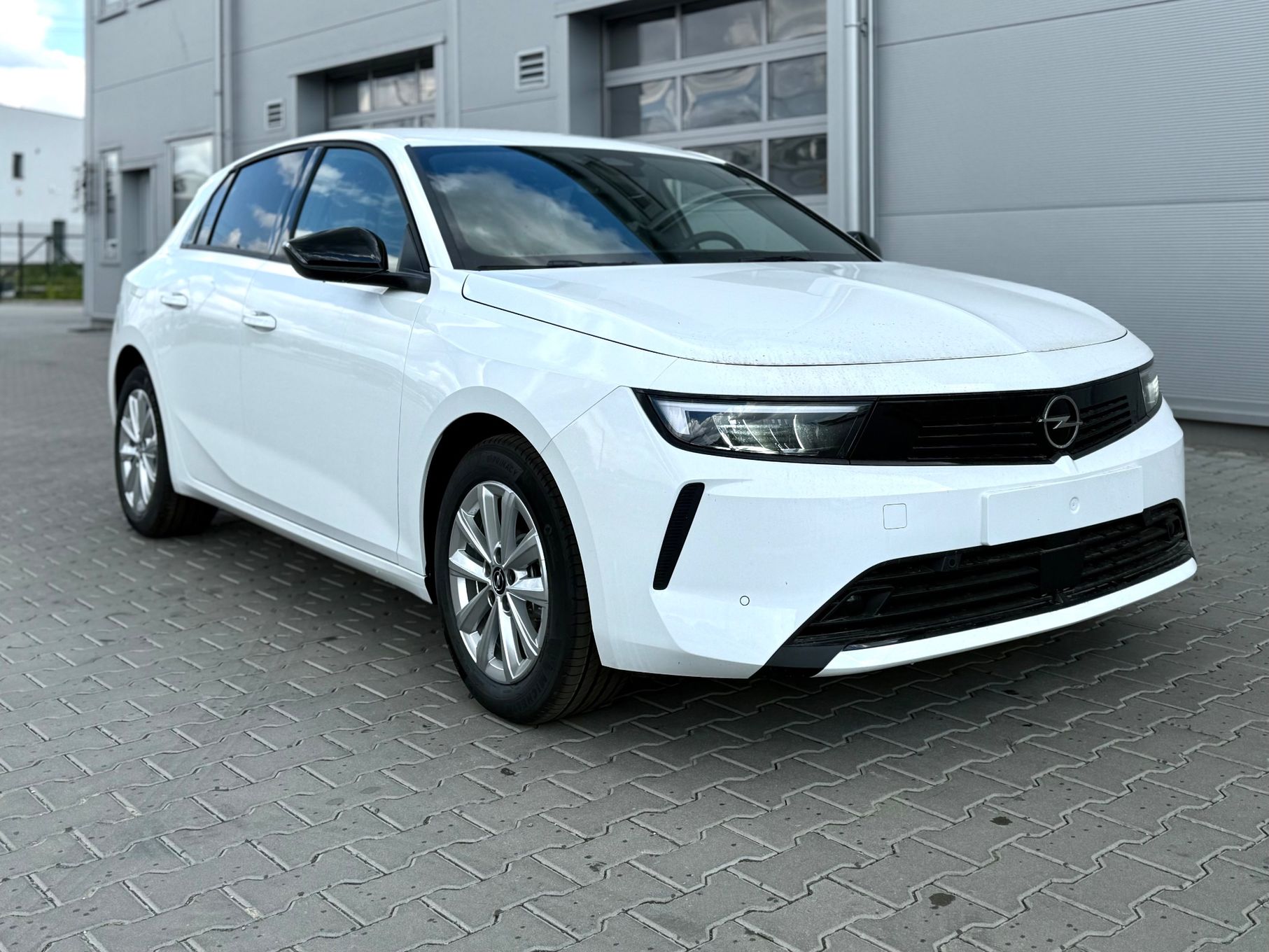 Astra Hatchback Edition Pakiet TECH, Pakiet Komfort