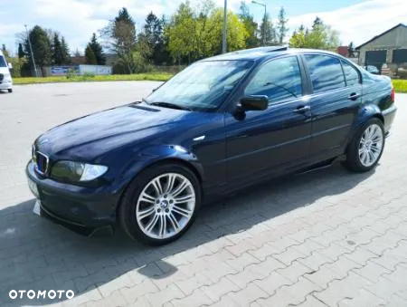 BMW Seria 3 318i - 4