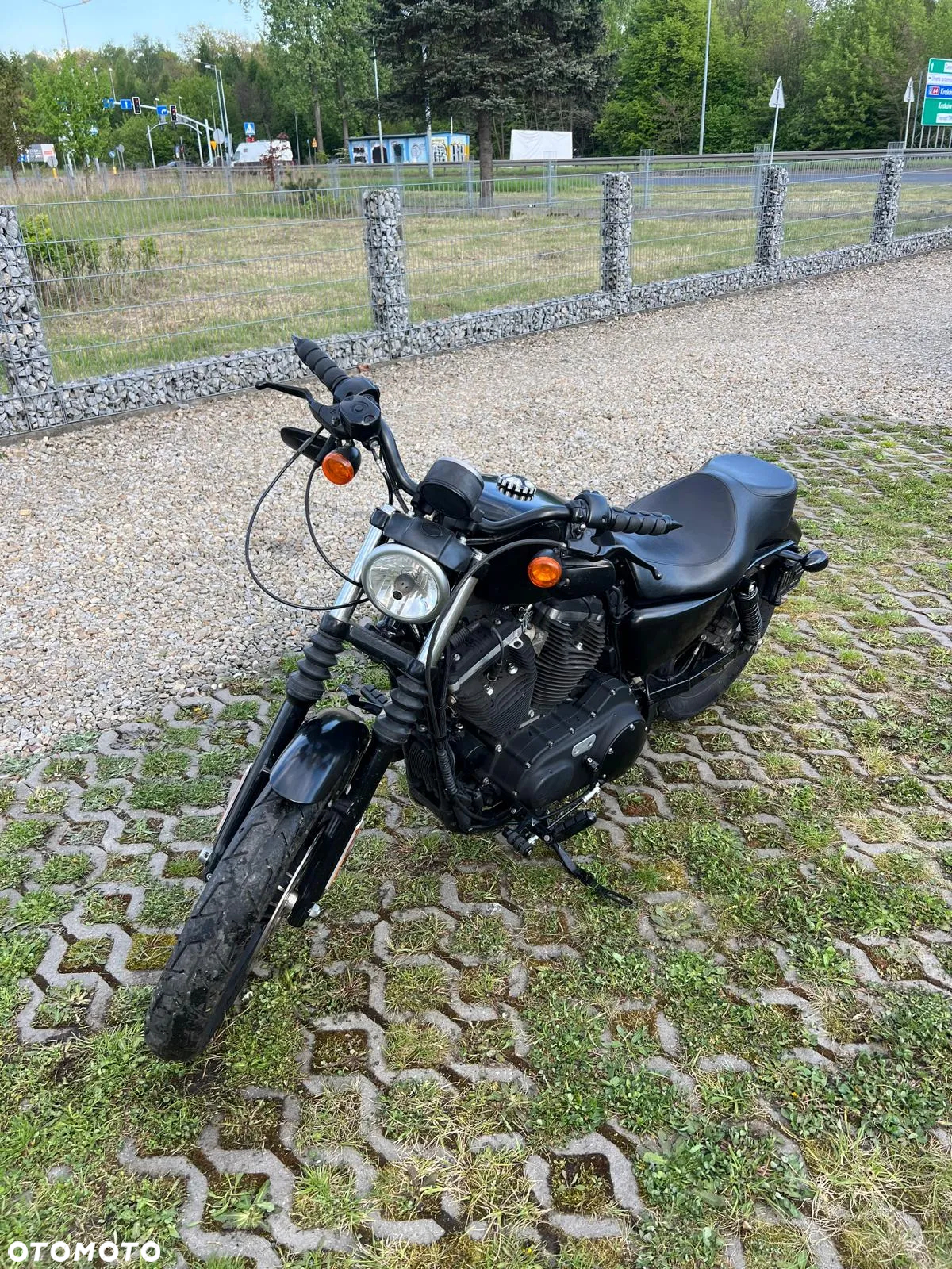 Harley-Davidson Sportster Iron 883 - 4