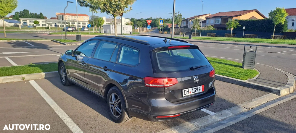 Volkswagen Passat Variant 2.0 TDI DSG Comfortline - 4