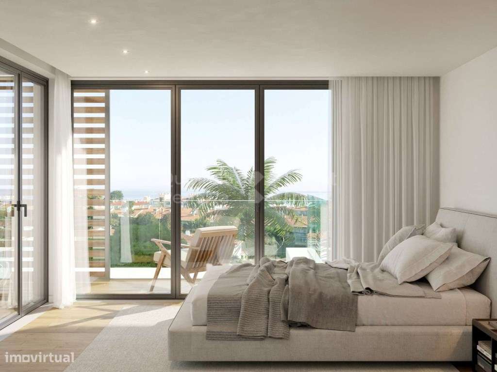 Apartamento T3 com jardim, localizado na Parede, Cascais-14