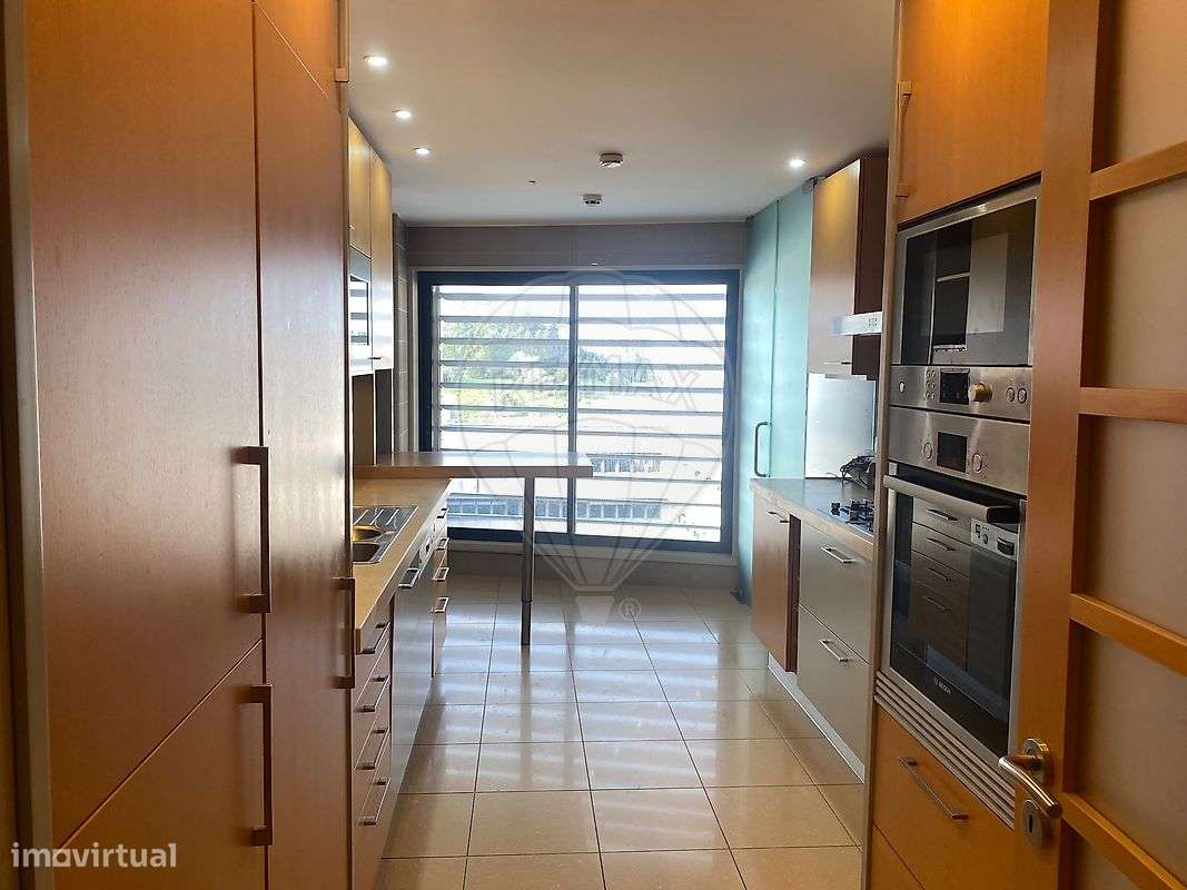 Apartamento T4 para arrendamento - Grande imagem: 5/26