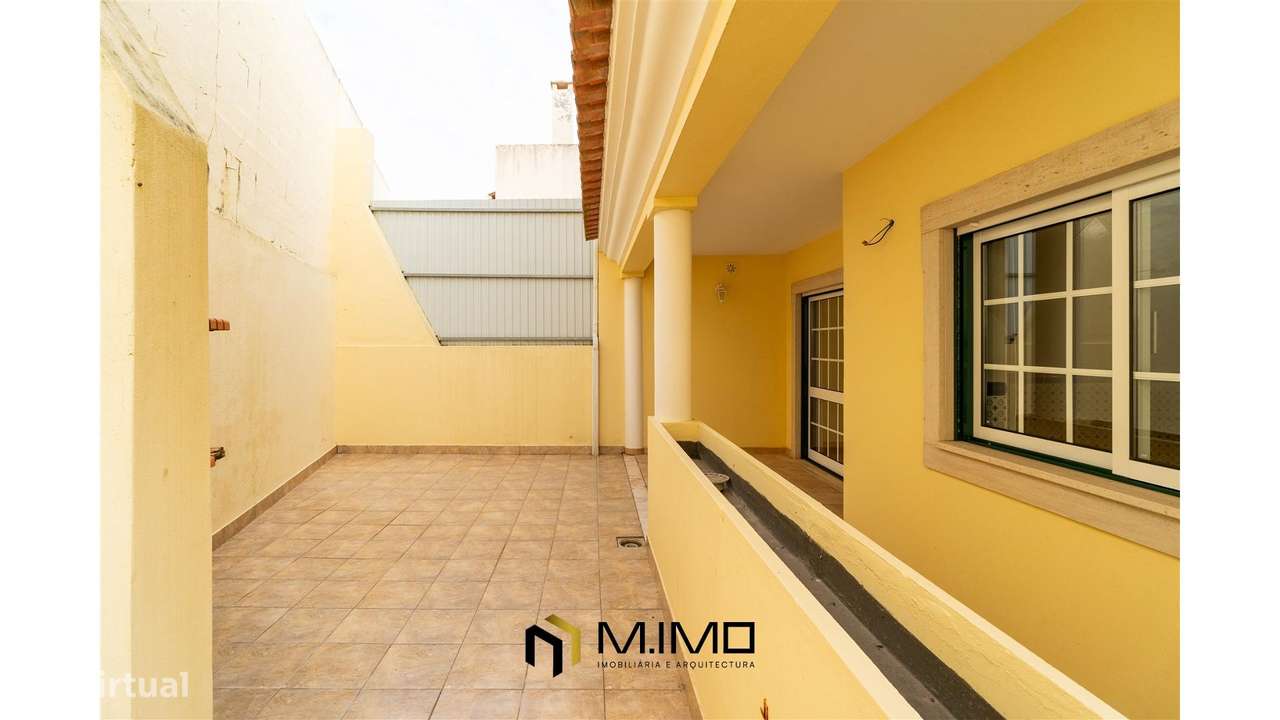 Moradia M3 com Vista Mar e Terraço Panorâmico – A 5 Minutos da Praia-46