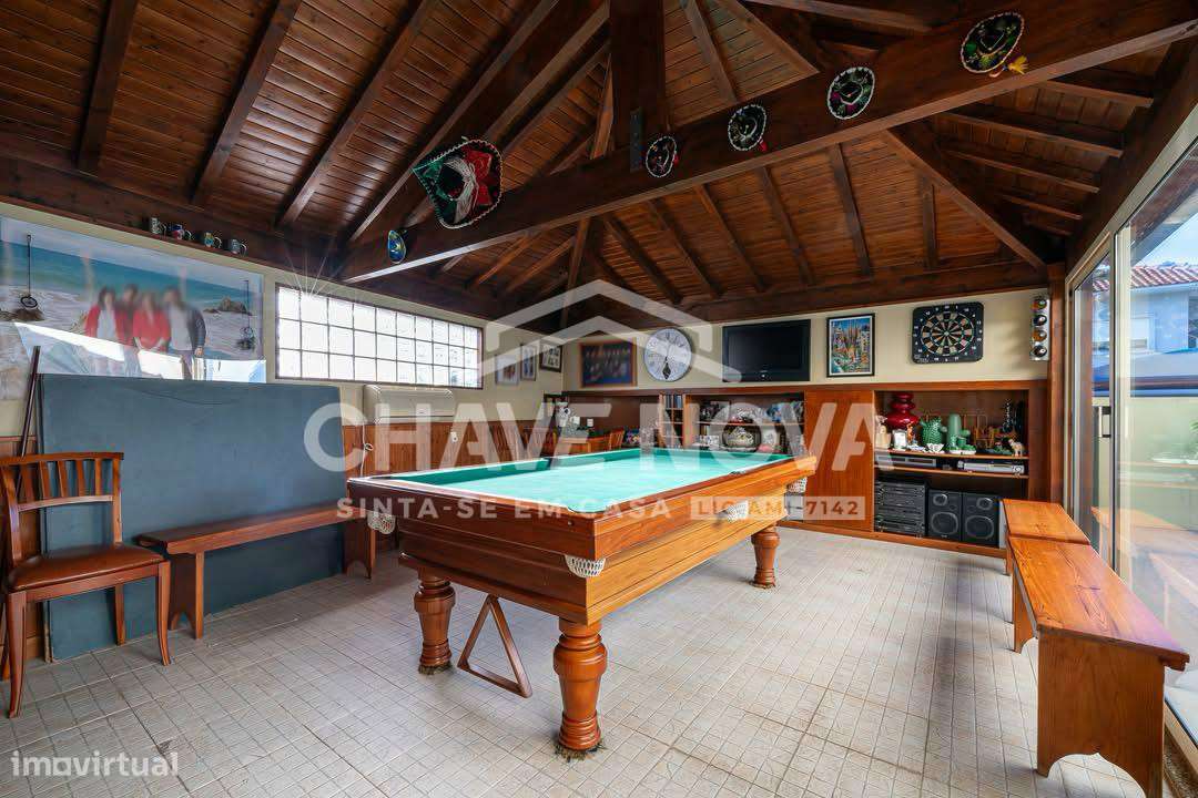 Moradia Isolada V4 com Jardim e Piscina em Oliveira de Azeméis - Grande imagem: 5/34