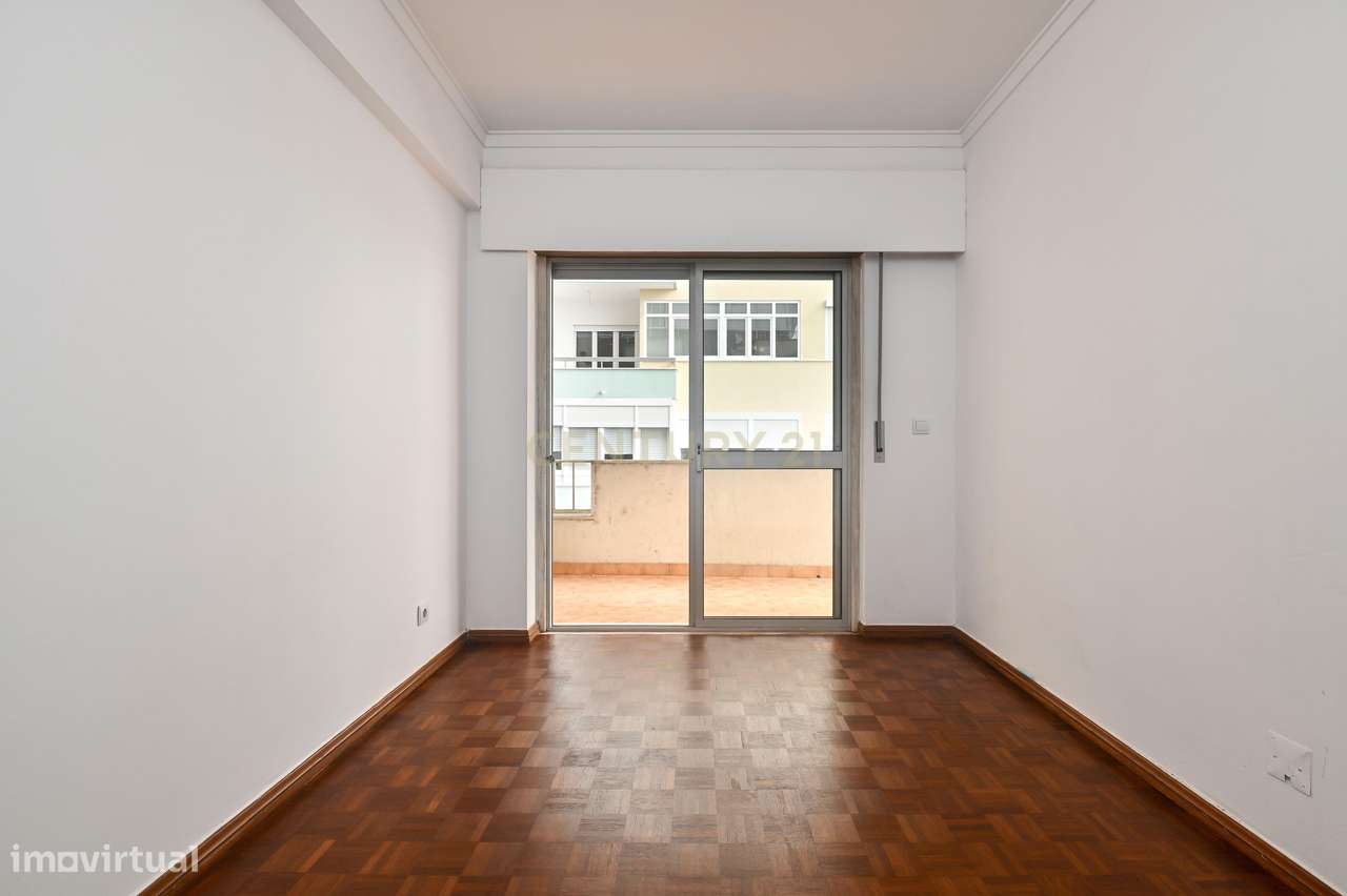 Apartamento T2 para venda com vista para o Rio em Oeiras-19