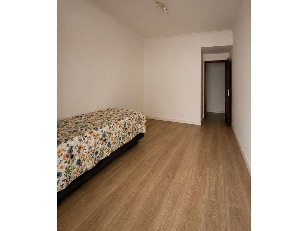 Apartamento, 1 quarto, Almada, Charneca de Caparic-13