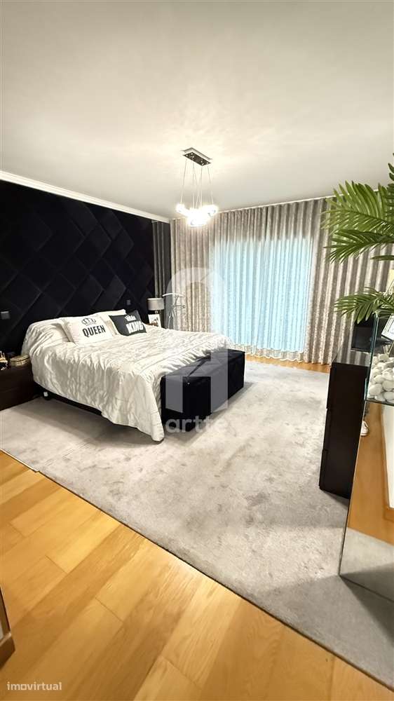 Apartamento T4 de luxo em Oliveira de Azemeis-23