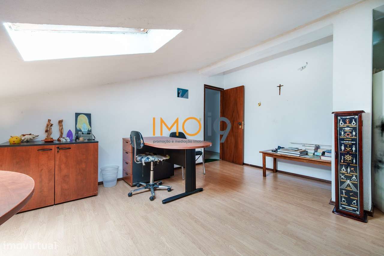Apartamento T3 com vista para o Santuário - Fátima-32