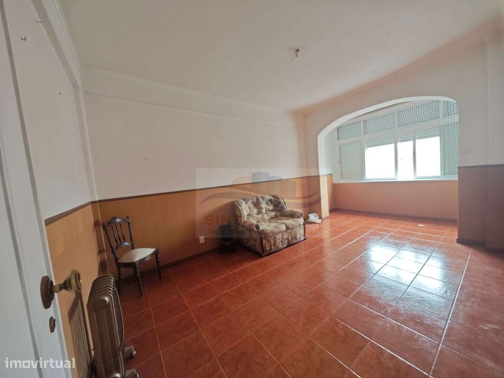 Magnífico T3 com excelentes áreas na Amadora - Grande imagem: 2/16