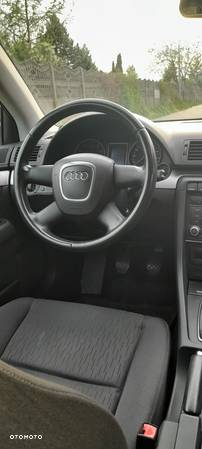 Audi A4 1.6 - 7