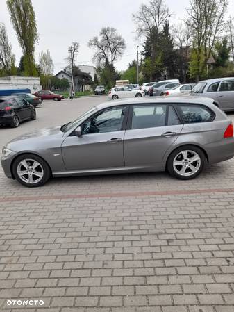 BMW Seria 3 320d - 3