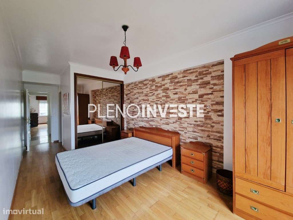 T2 com suite em prédio com elevador - Grande imagem: 5/22